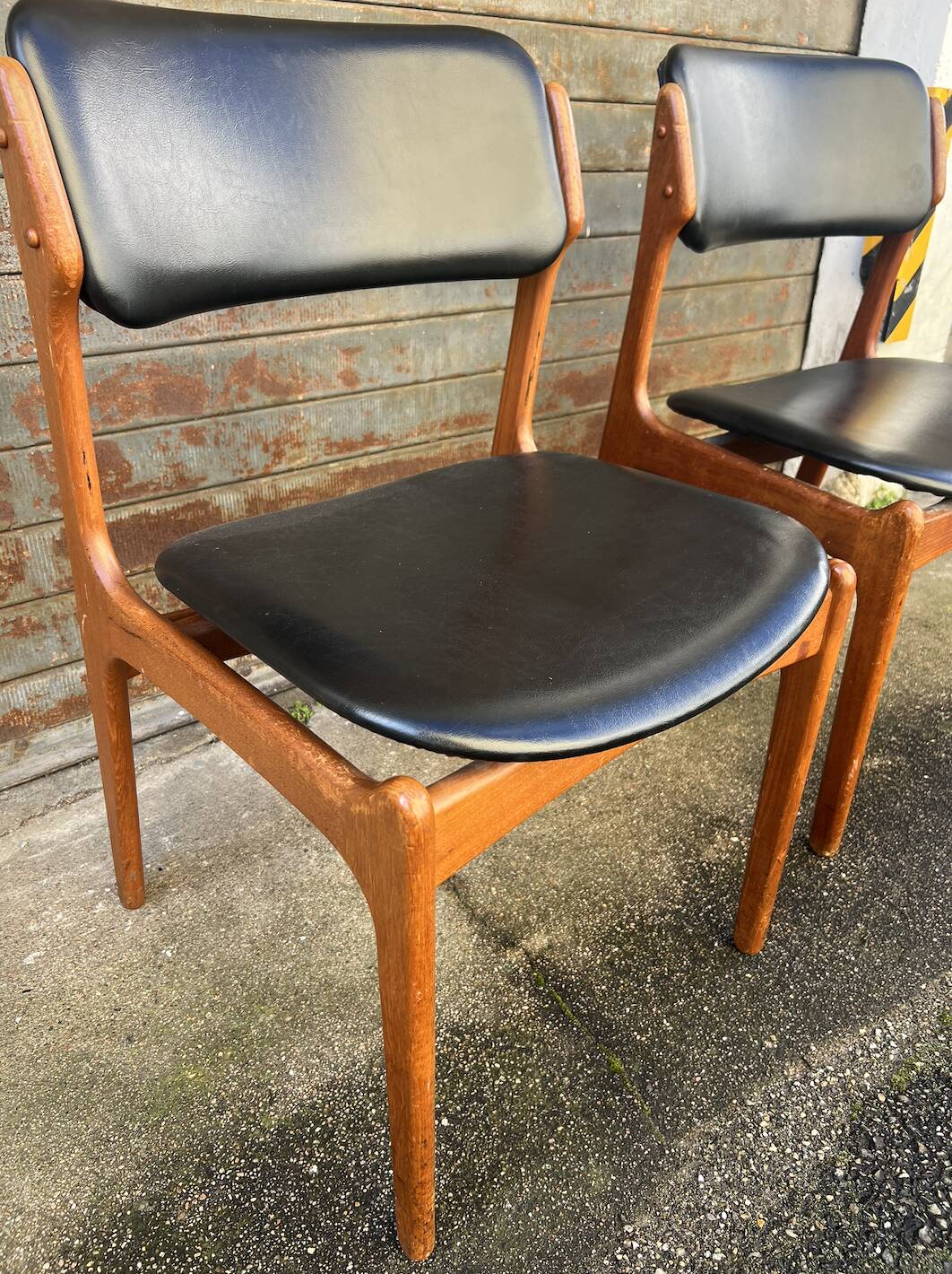 Set of 2 Scandinavian chairs Model 49 by Erik Buch for O.D. Mobler, D