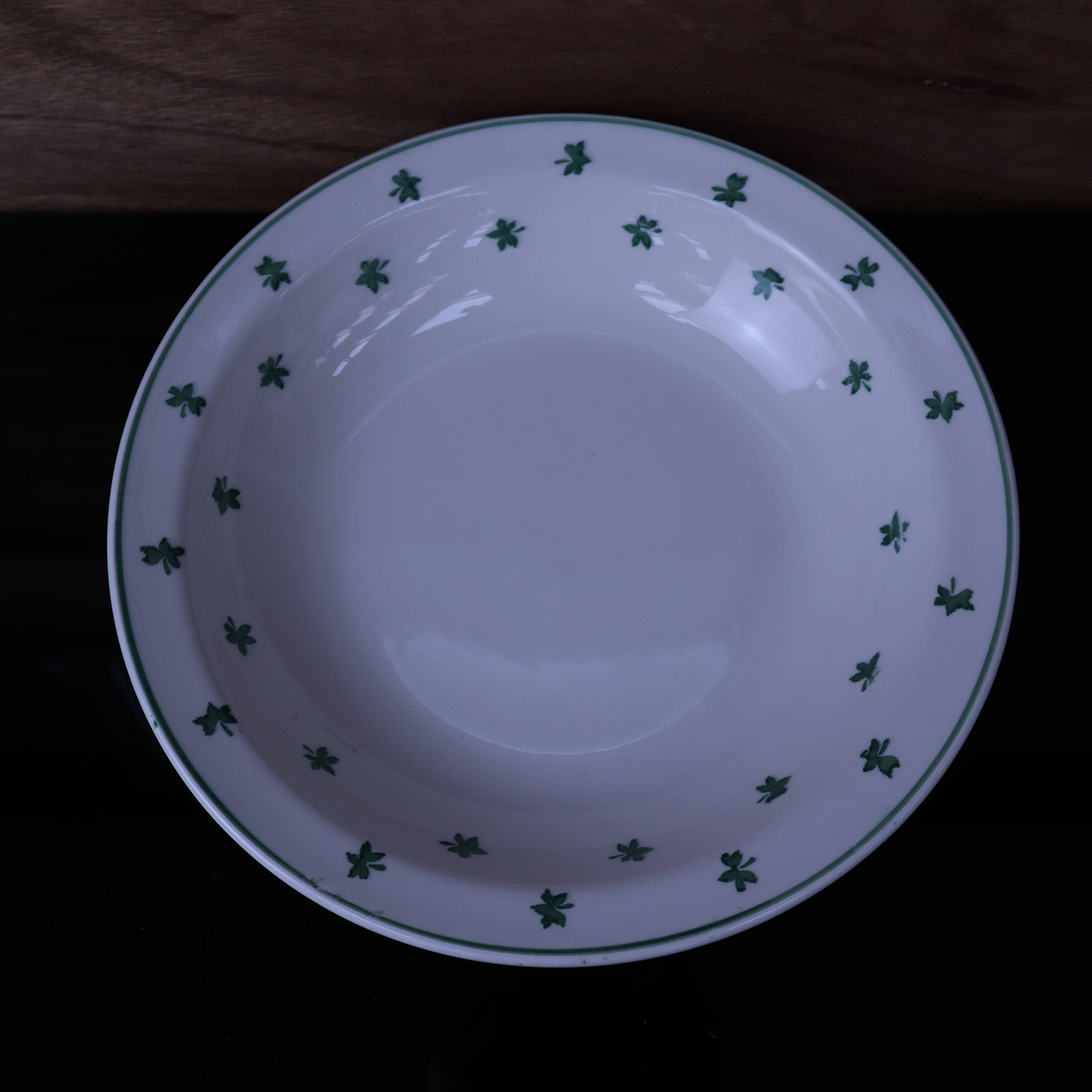 Shallow serving dish 5200 Sarreguemines and Digoin Vintage