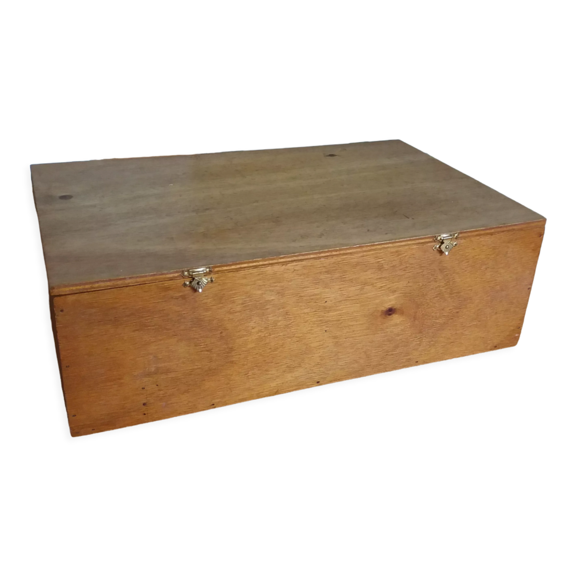 Storage box