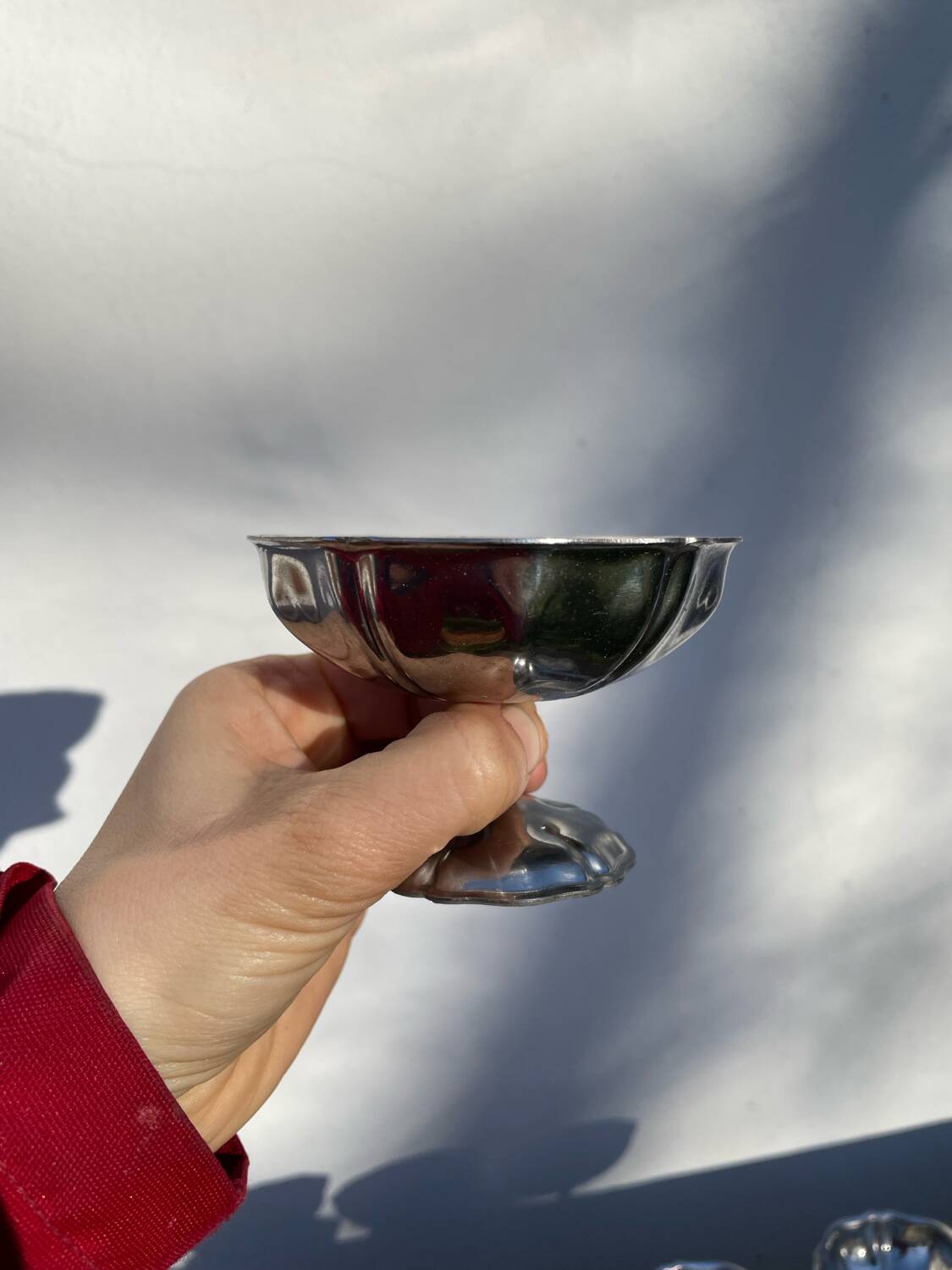 6 stainless steel cups on foot 1970