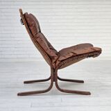 1970s, Norwegian design by Ingmar Relling, model "Siesta", pair of two chairs, original condition.