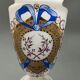 Vase en opaline decor emaille Louis XVI fin XIXe