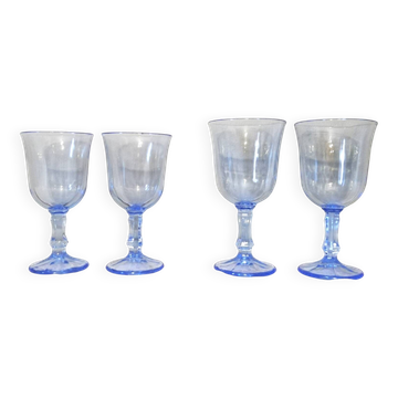 4 verres à pied