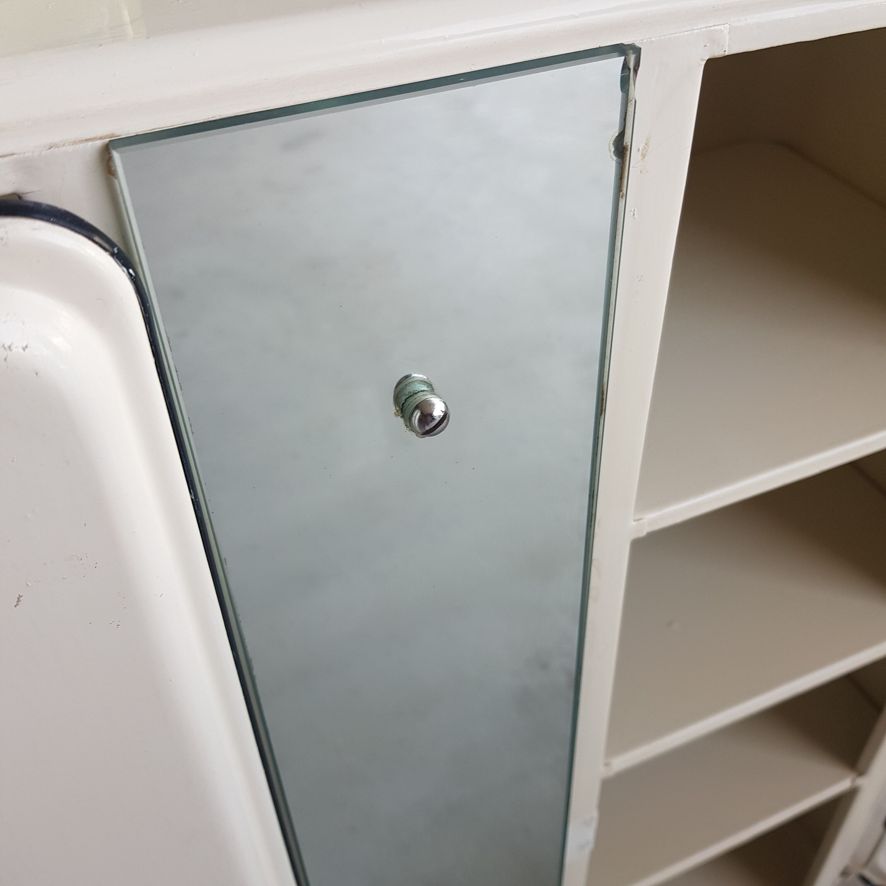 Metal medicine cabinet