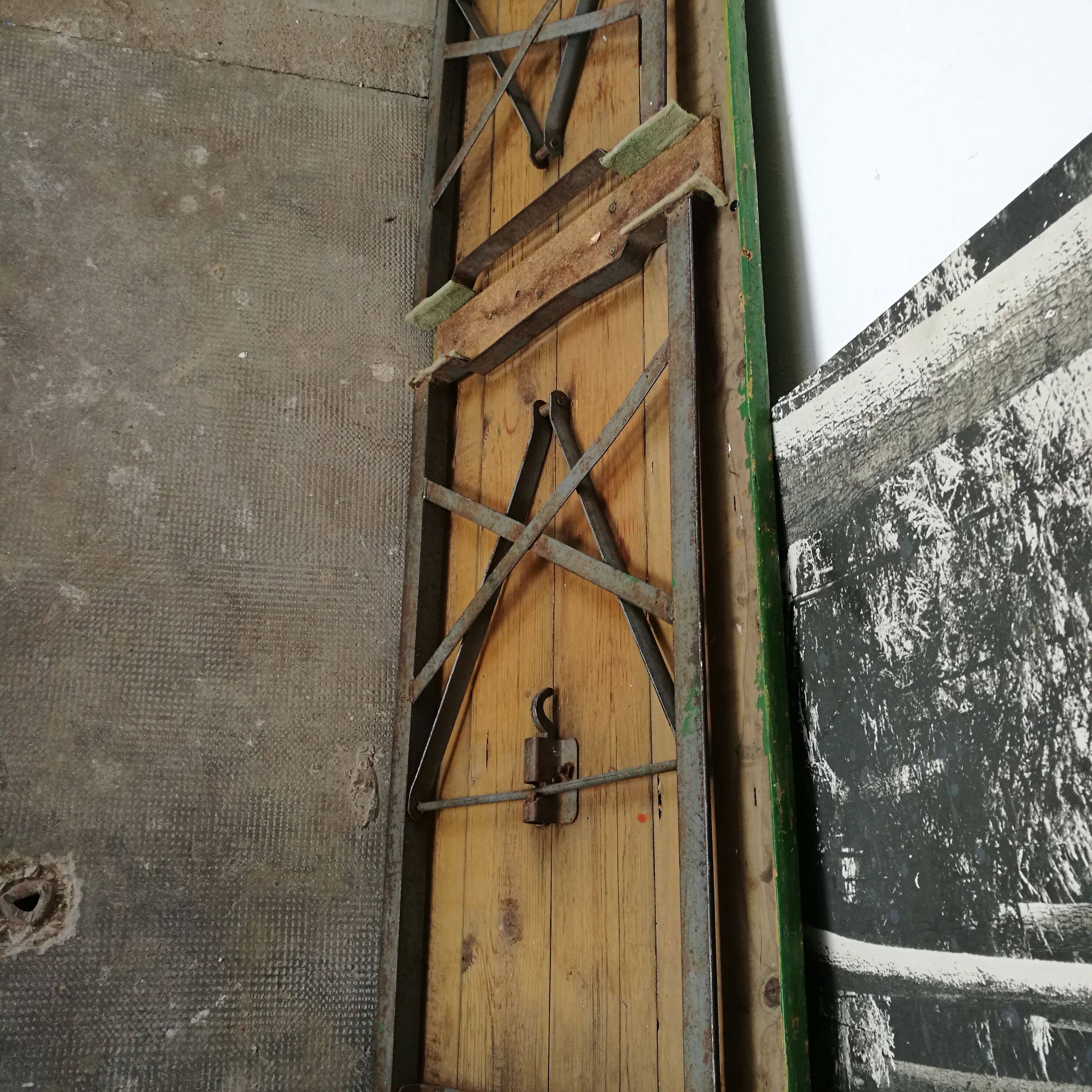 Folding brewery table