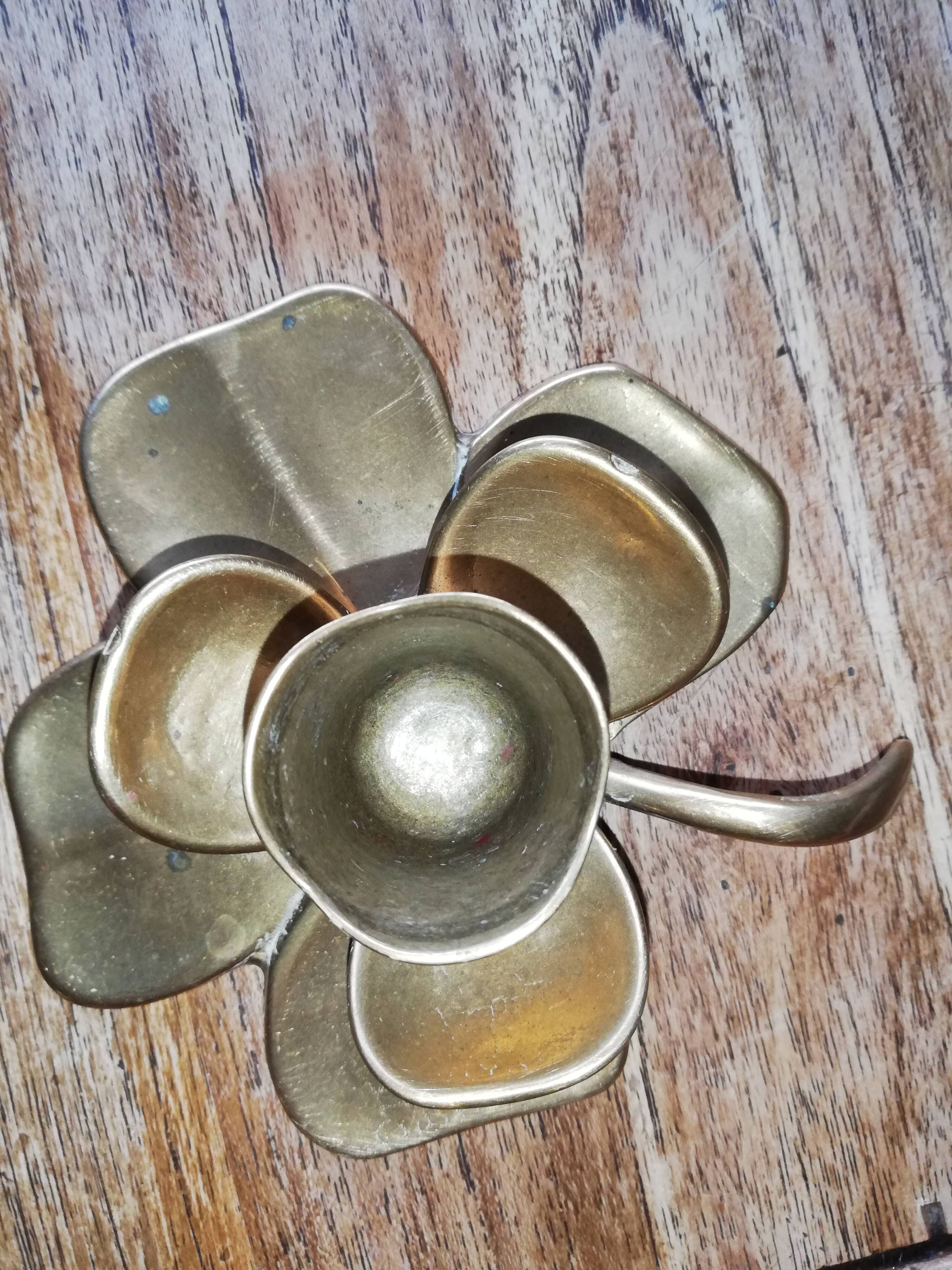 Brass candle holder copper color in the shape of a flower, Vintage