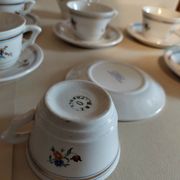 Service à café en faïence de Saint Amand décor Touraine huit tasses