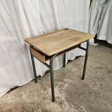 Bureau d'écolier 1960 avec casier