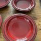 6 assiettes en grès rouge vintage