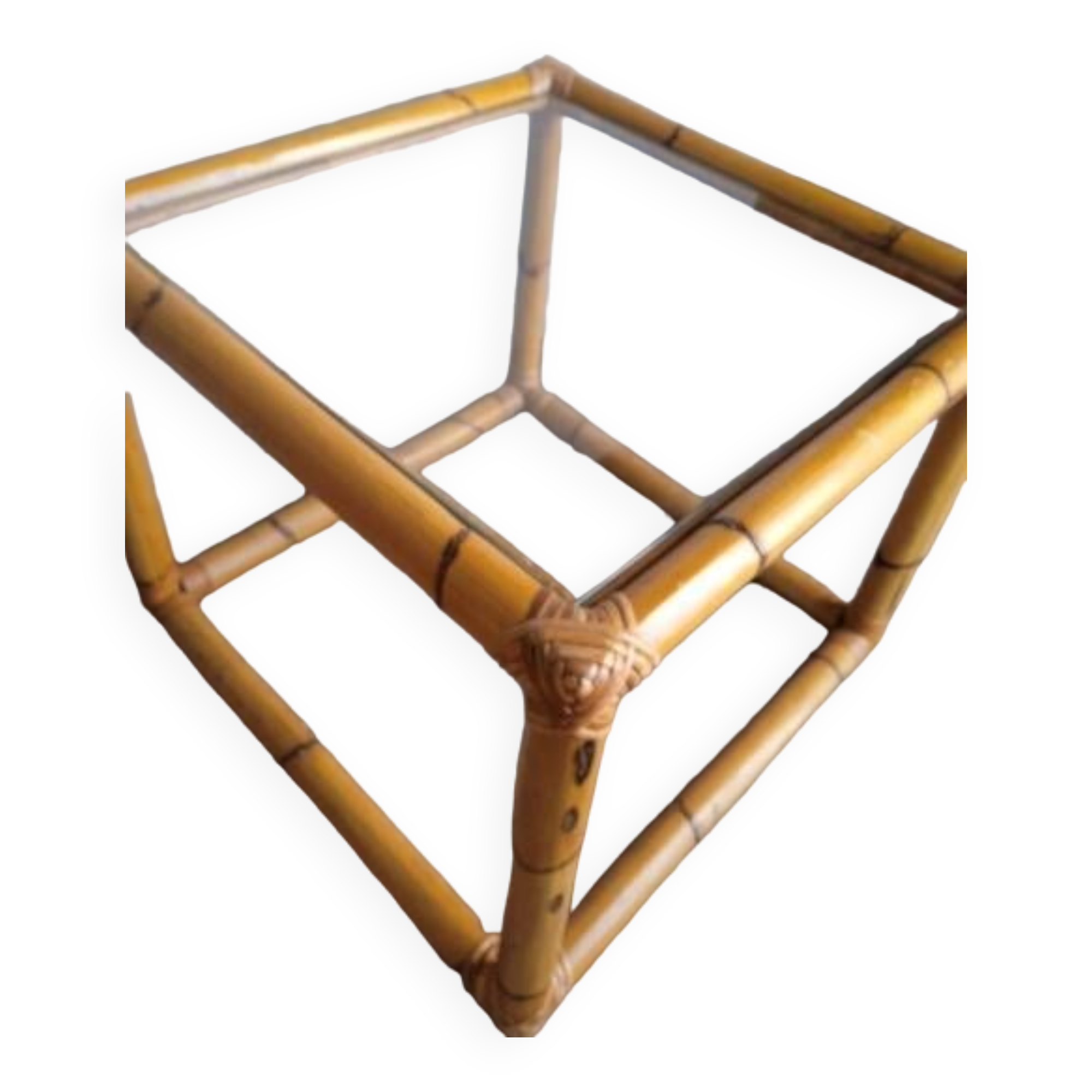 Square rattan end coffee table ep 1970