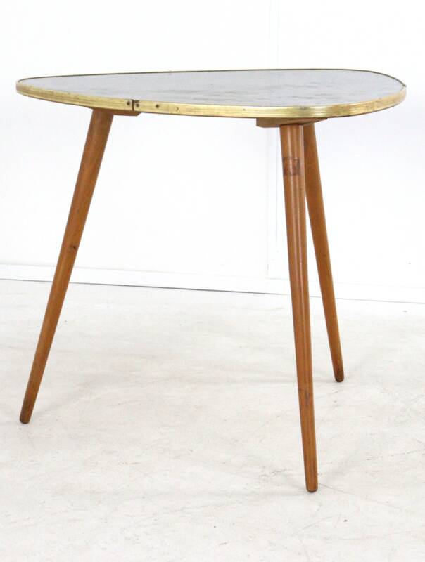Table d'appoint triangulaire design moderne des années 60