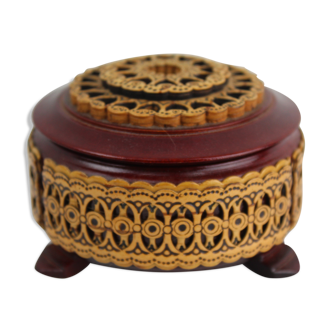 Wooden box