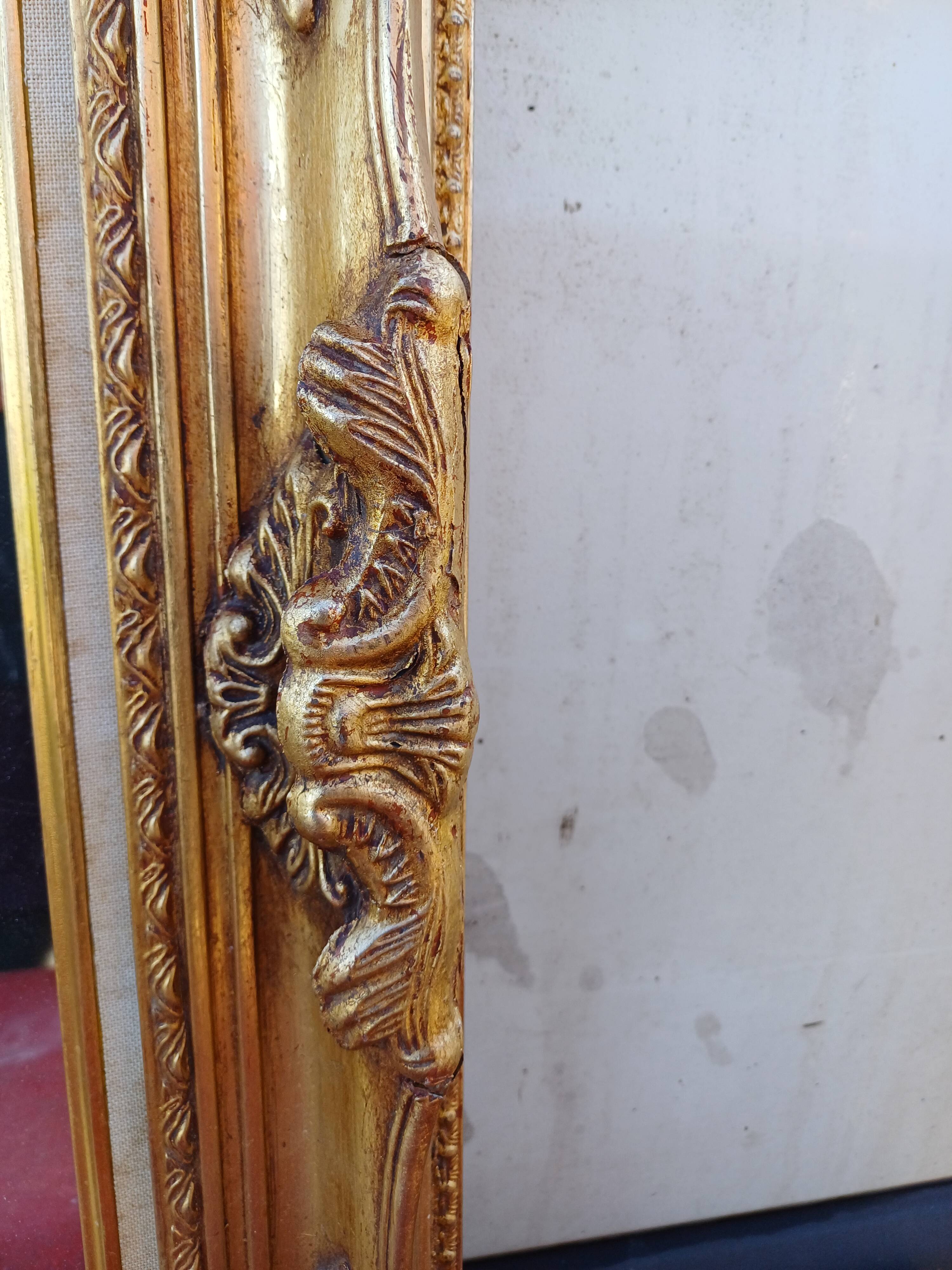 Mirror wood and gilded stucco