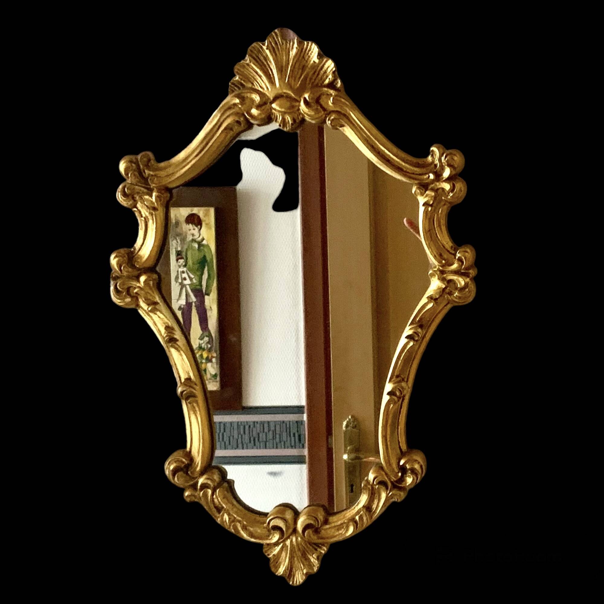 Vintage wall mirror in gold plaster - rococo style