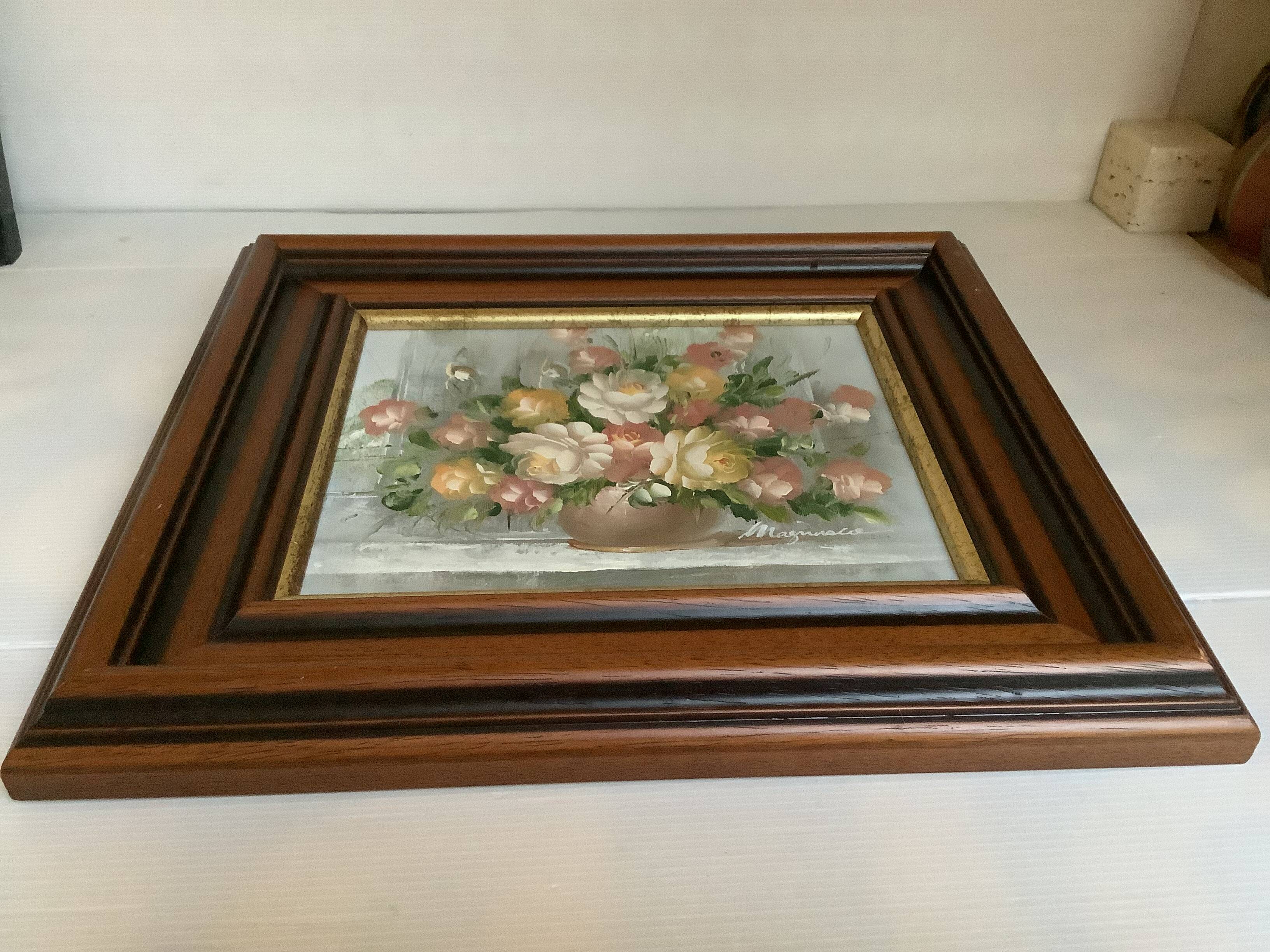 Still life of a bouquet of flowers, oil on canvas, signed.