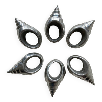 6 shell napkin rings in silver metal