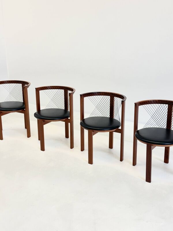 Ensemble de chaises Tranekær String par Niels Jørgen Haugesen