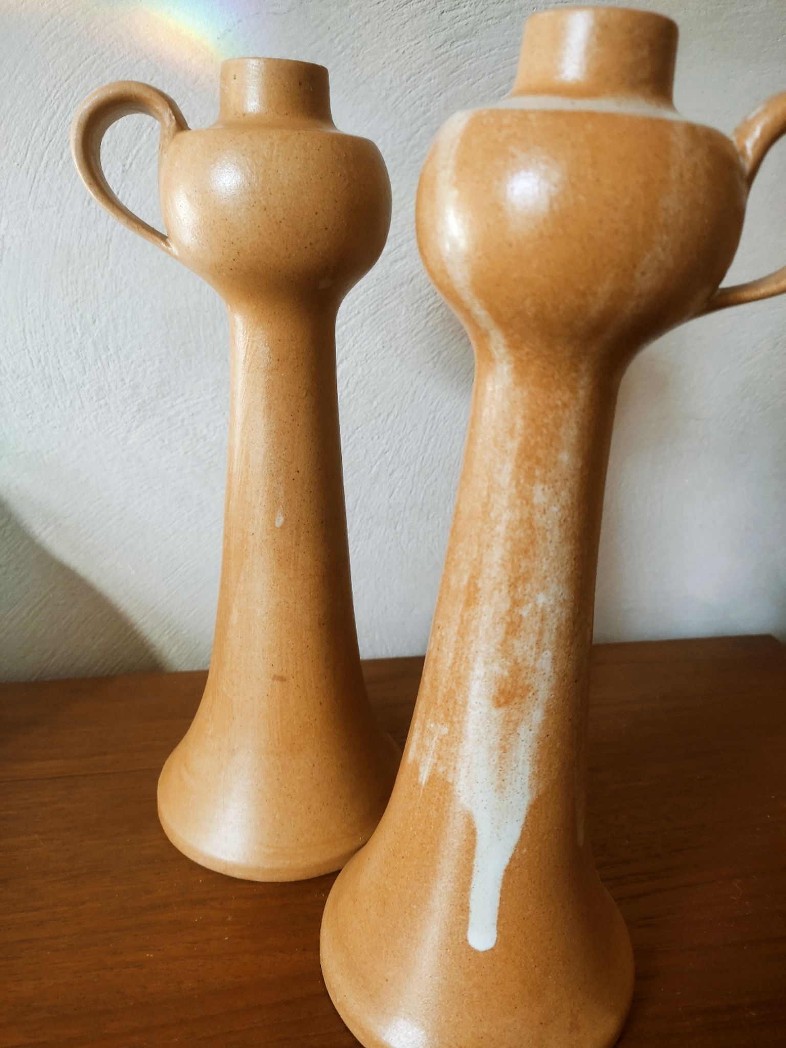 Duo de bougeoirs en grès satiné