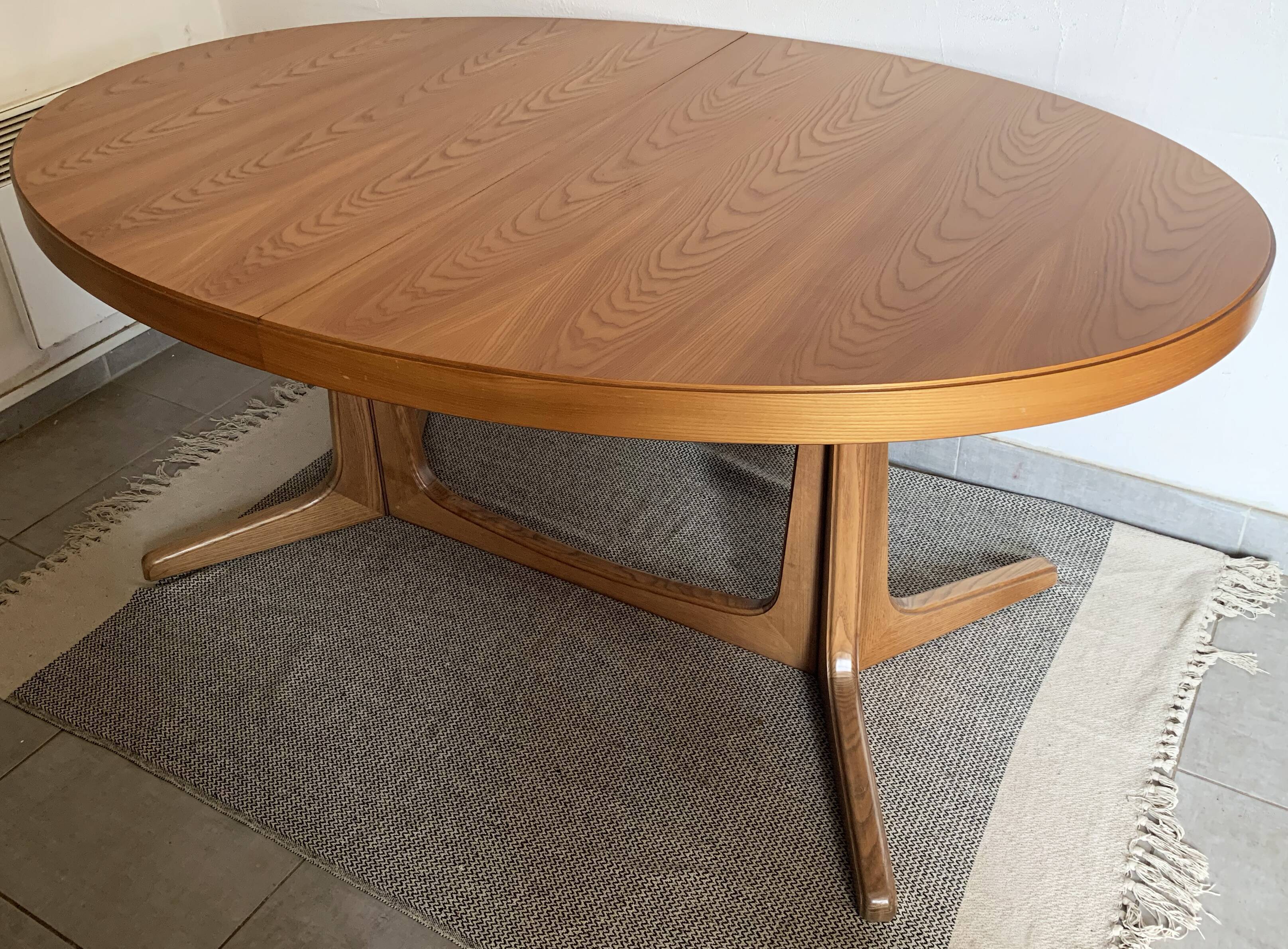 Baumann vintage 1970 oval table, stamped NF