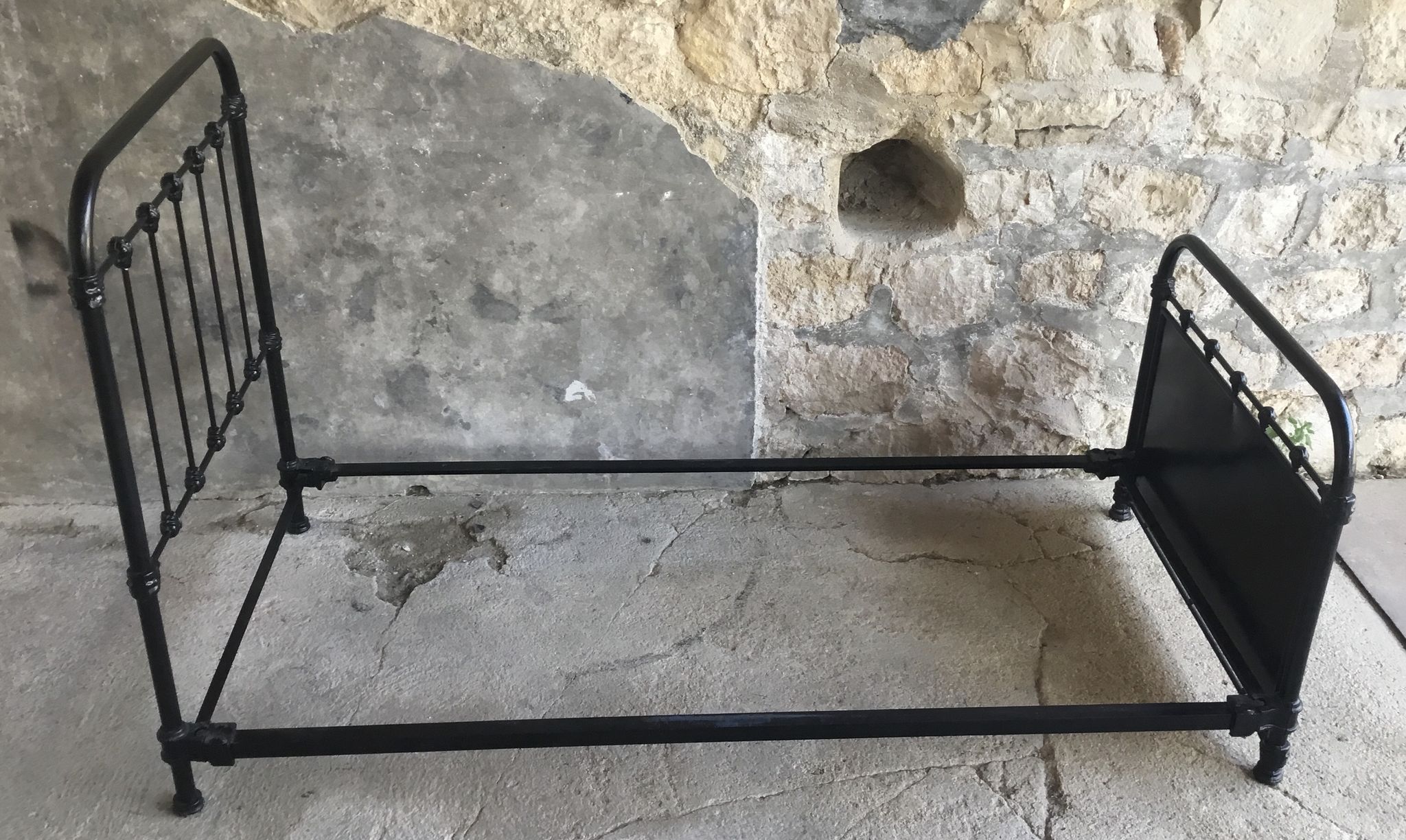 Cadre de lit métallique XXème