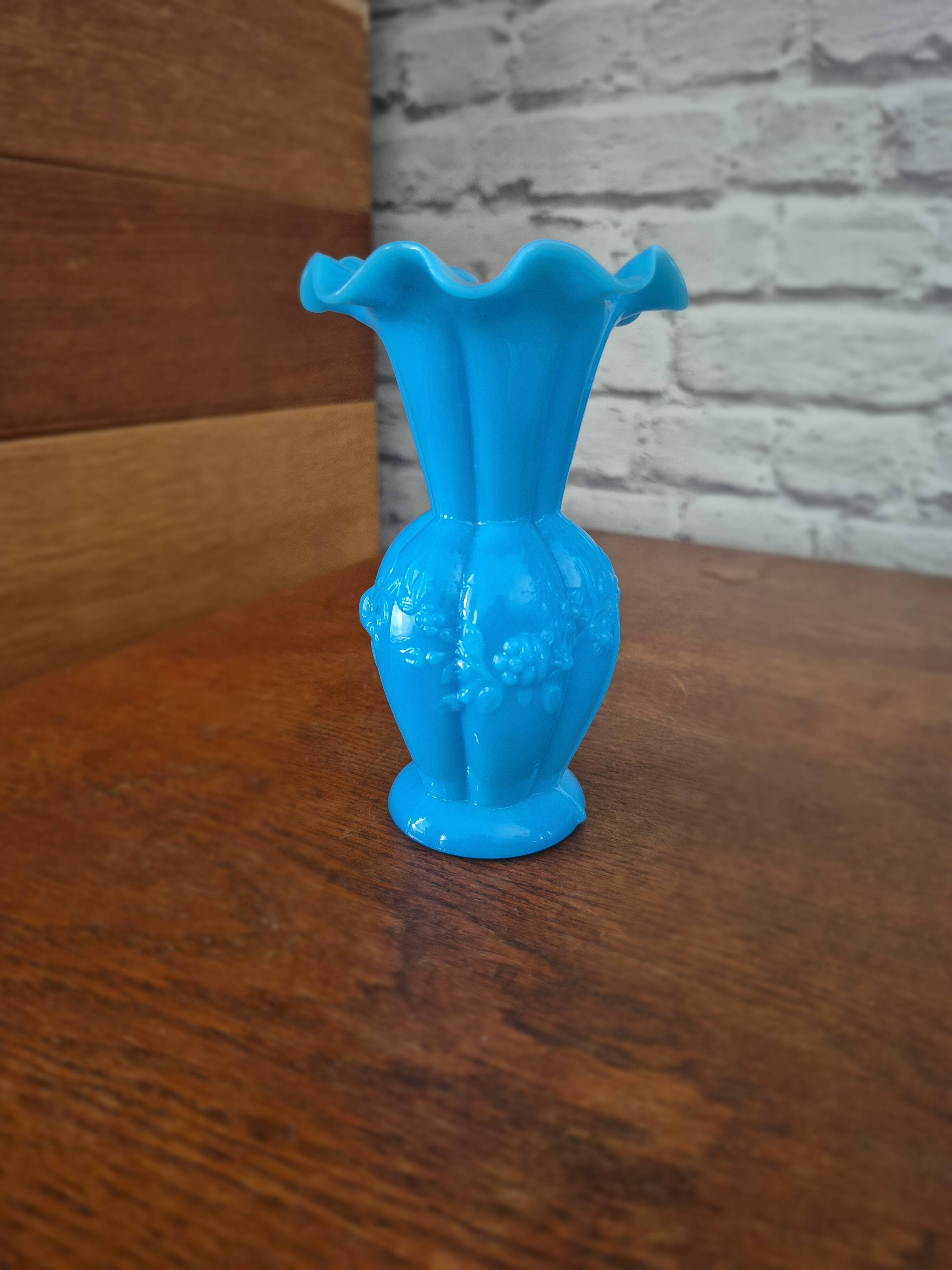 Vintage Portieux fairground opaline vase
