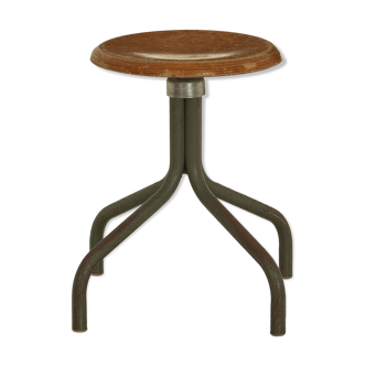 Height adjustable industrial stool 60s