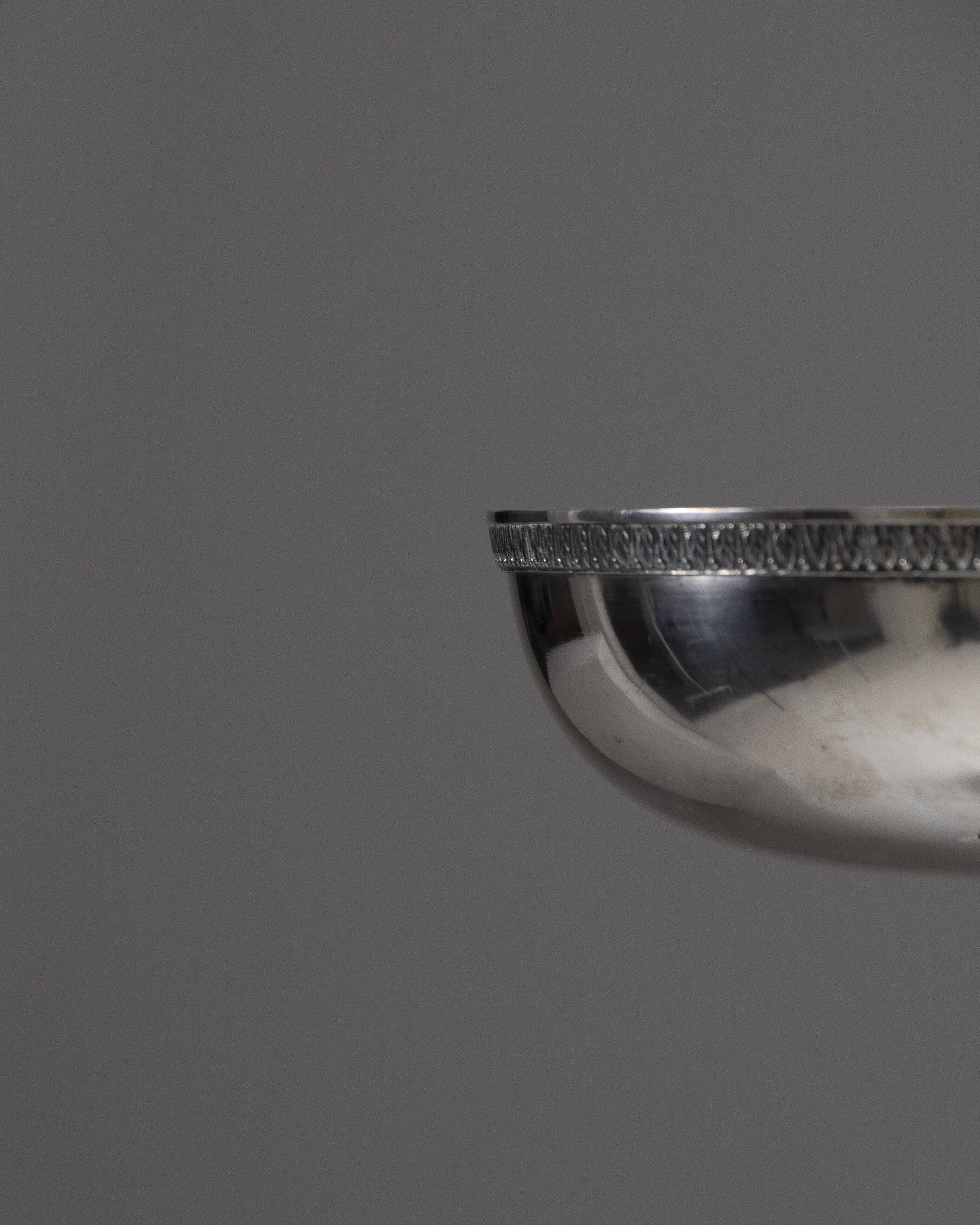 Silver-plated metal footed bowl decorated with two palmette friezes