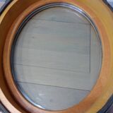 Oval porthole window
