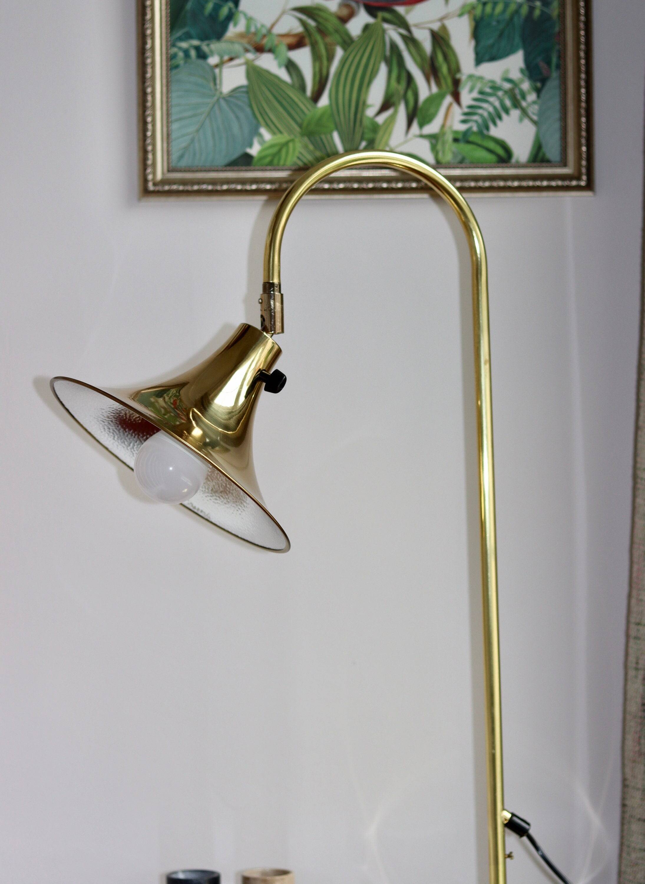 Table lamp in brass designed by Börje Claes for Norlett Elit. Approximately 1960s, Sweden.