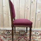 Suite de 6 chaises de style Louis XVI dossier carré