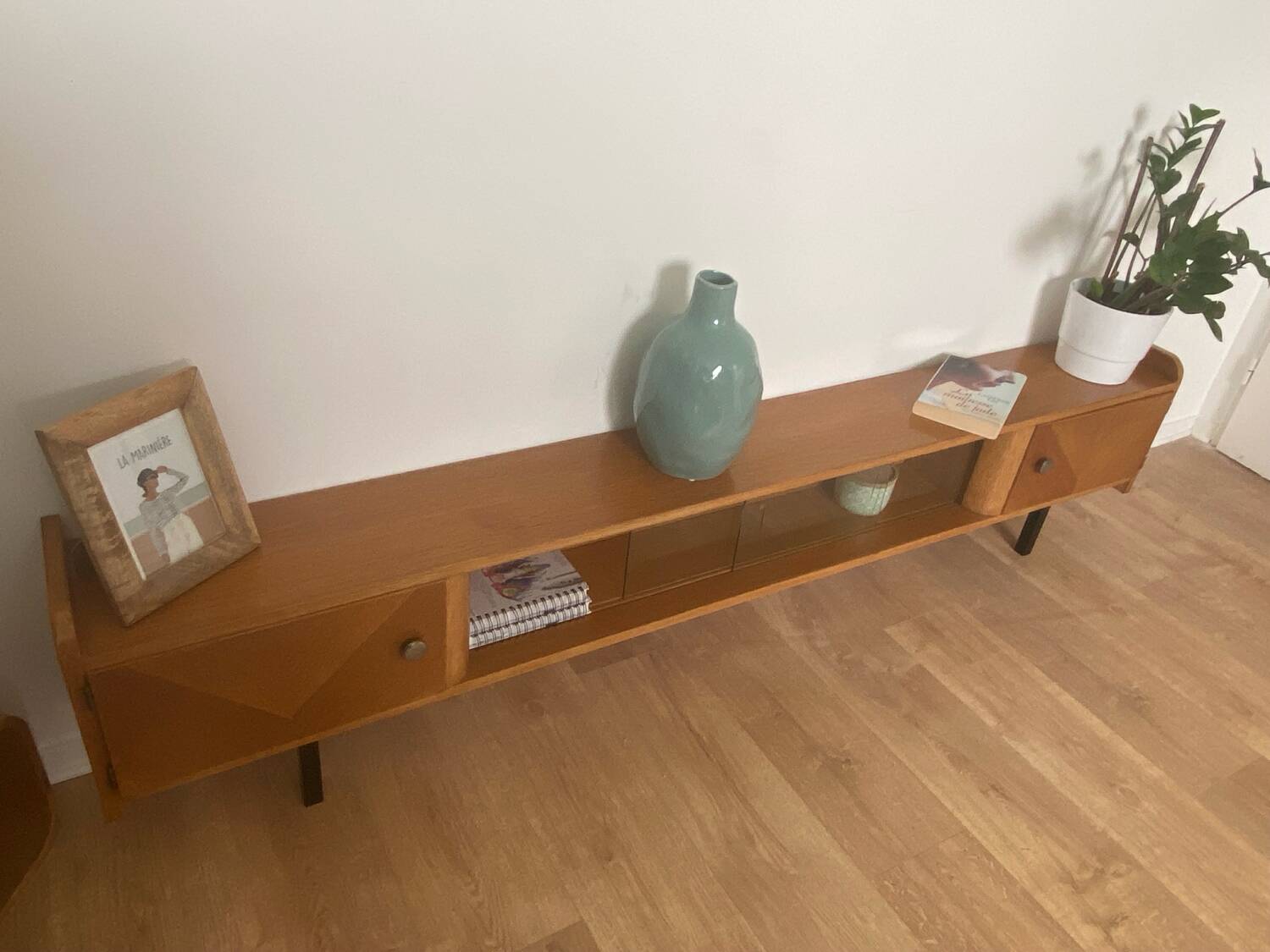 Vintage sideboard (shallow)