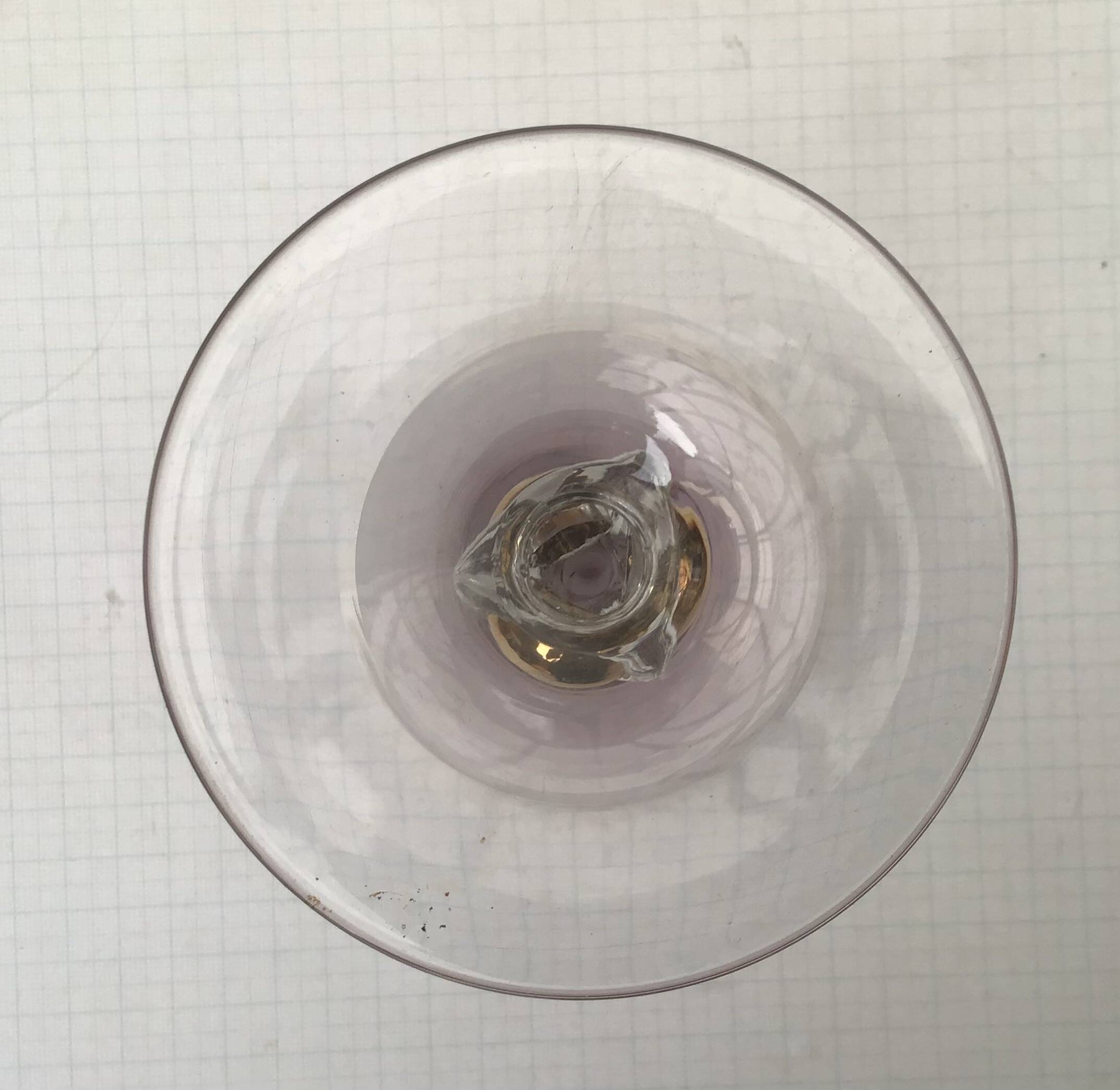 Joseph Stanik 6 red wine glasses of the Zuzanna model in Amethyst color with rims and golden ball