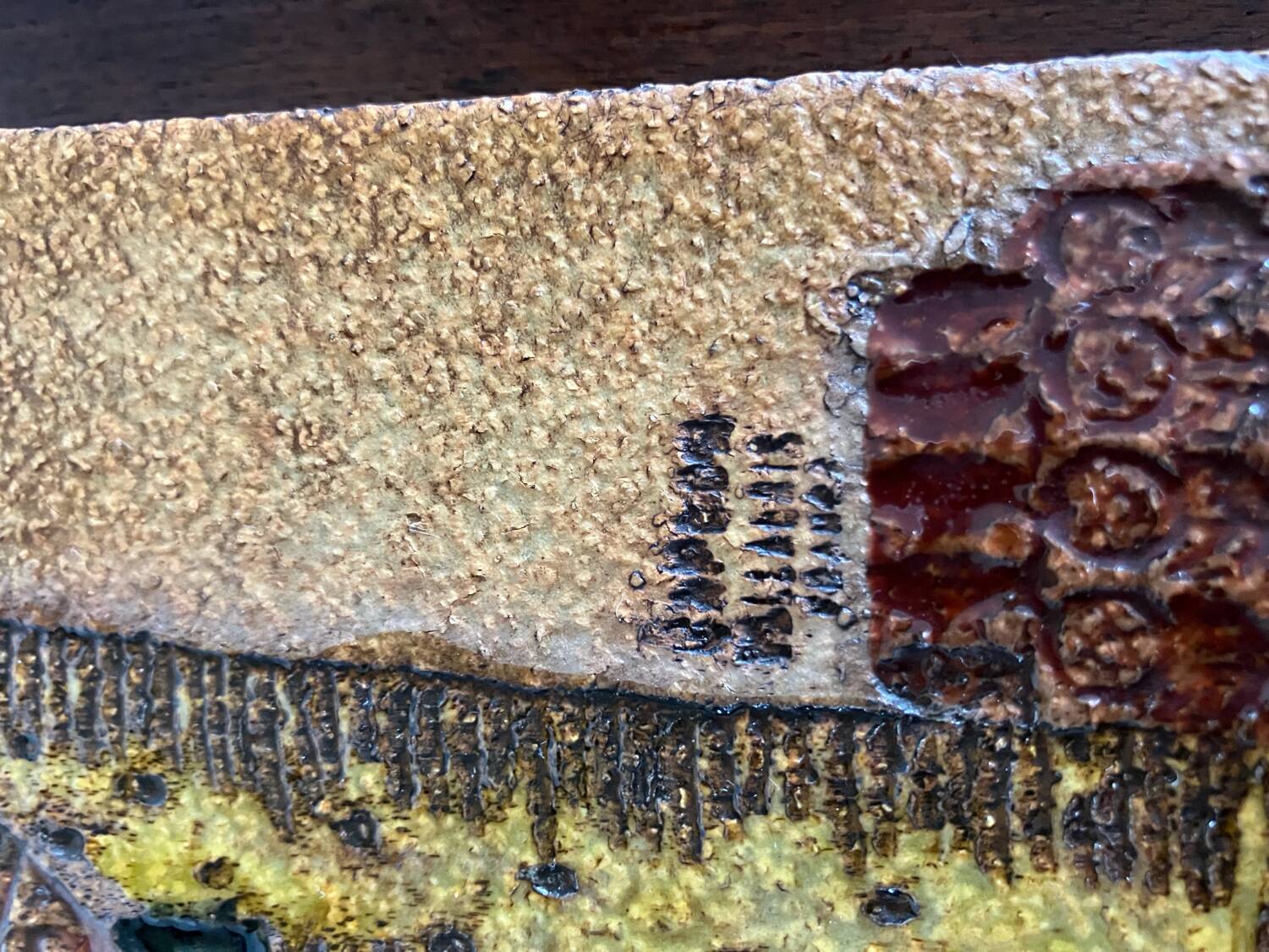 Capron ceramic decorative plate