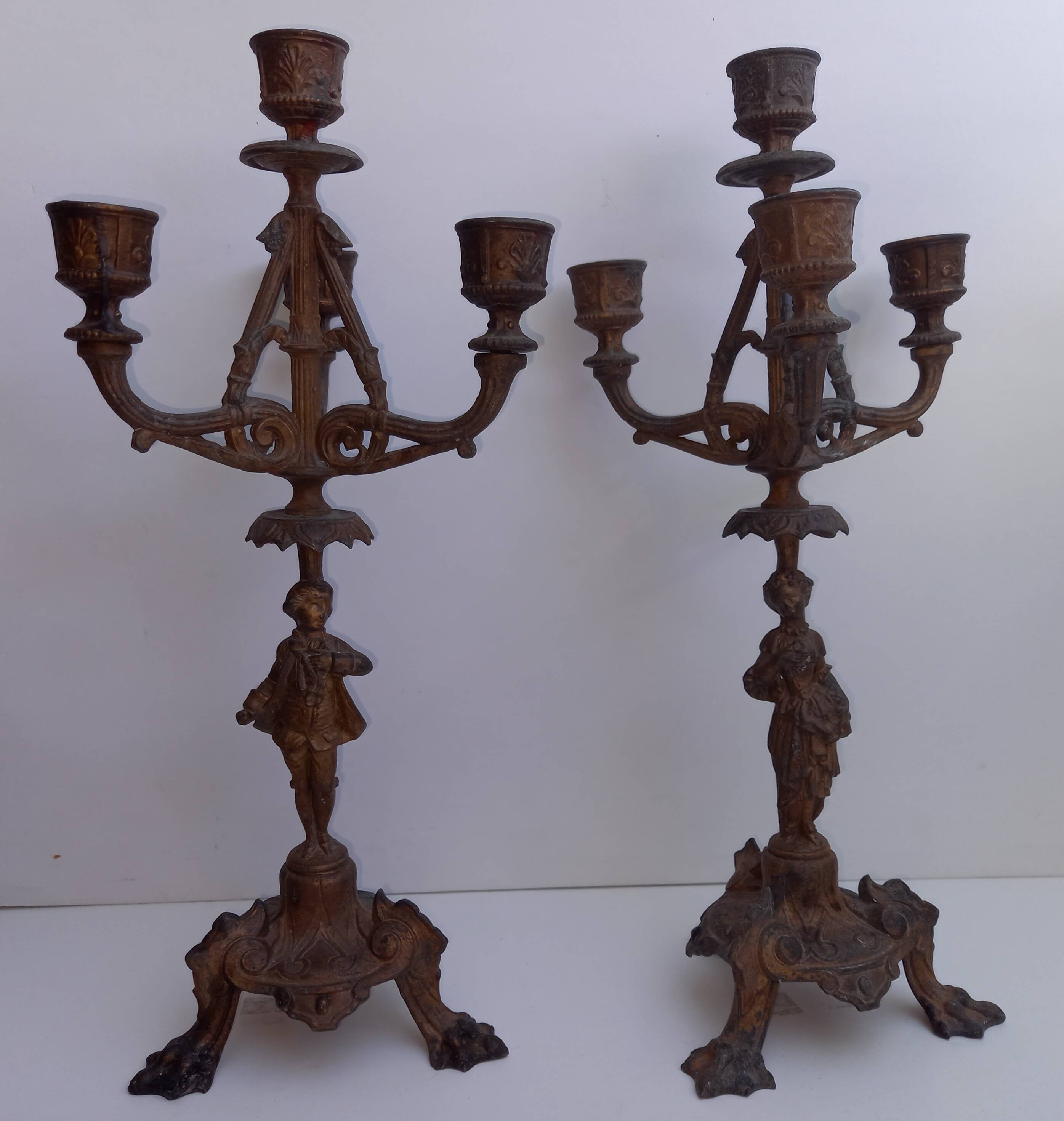 Regulate candlesticks - Pair of Louis XV characters