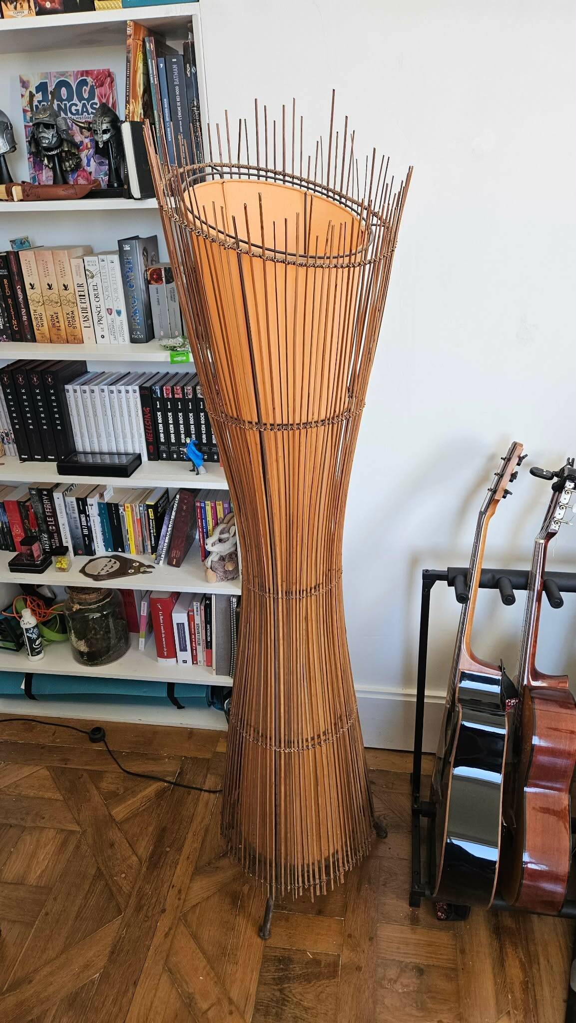 Kobe bamboo lamp