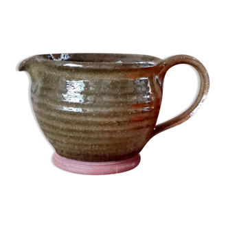 Khaki milk jug