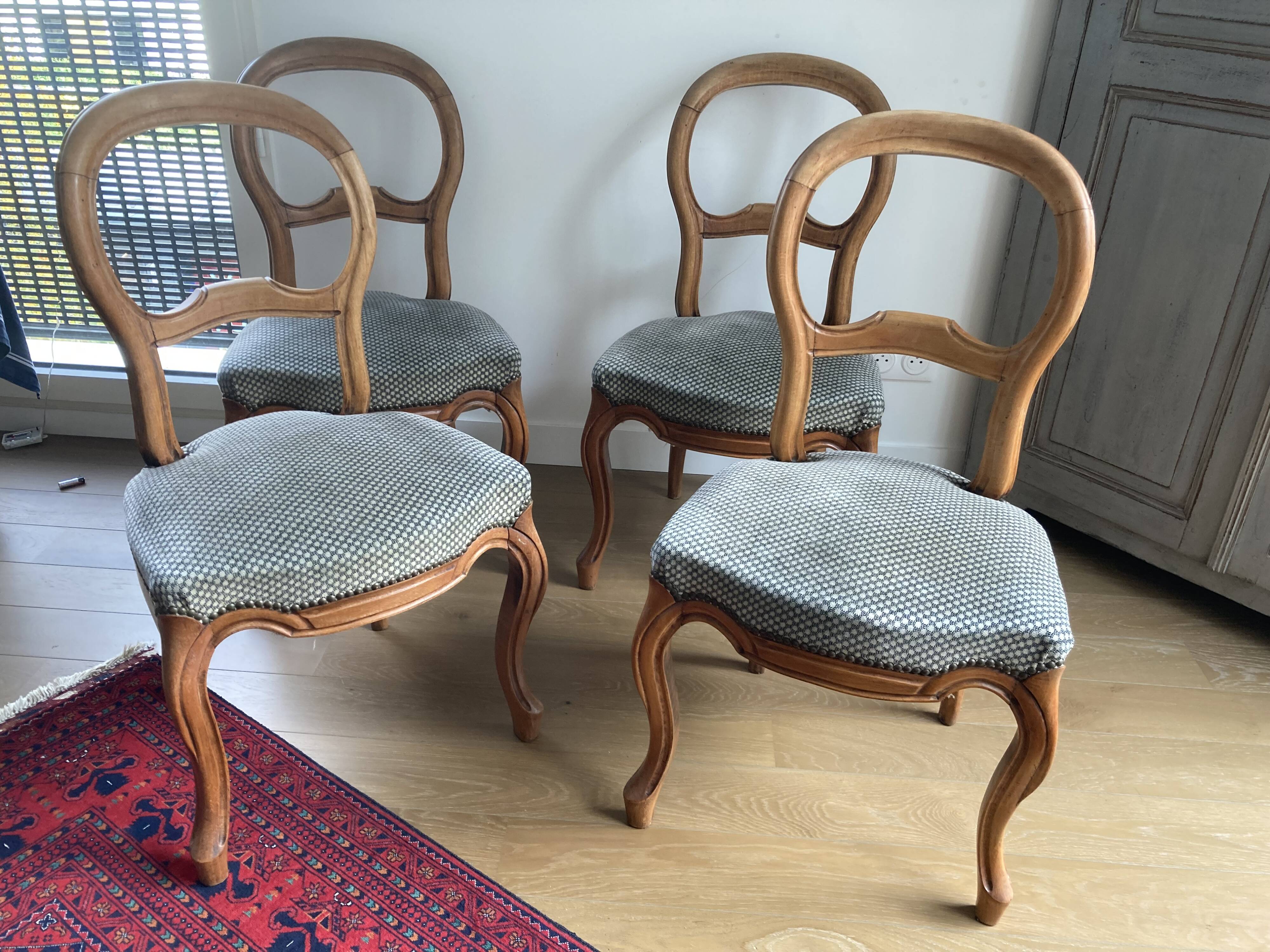 Set of 4 Louis-Philippe style chairs