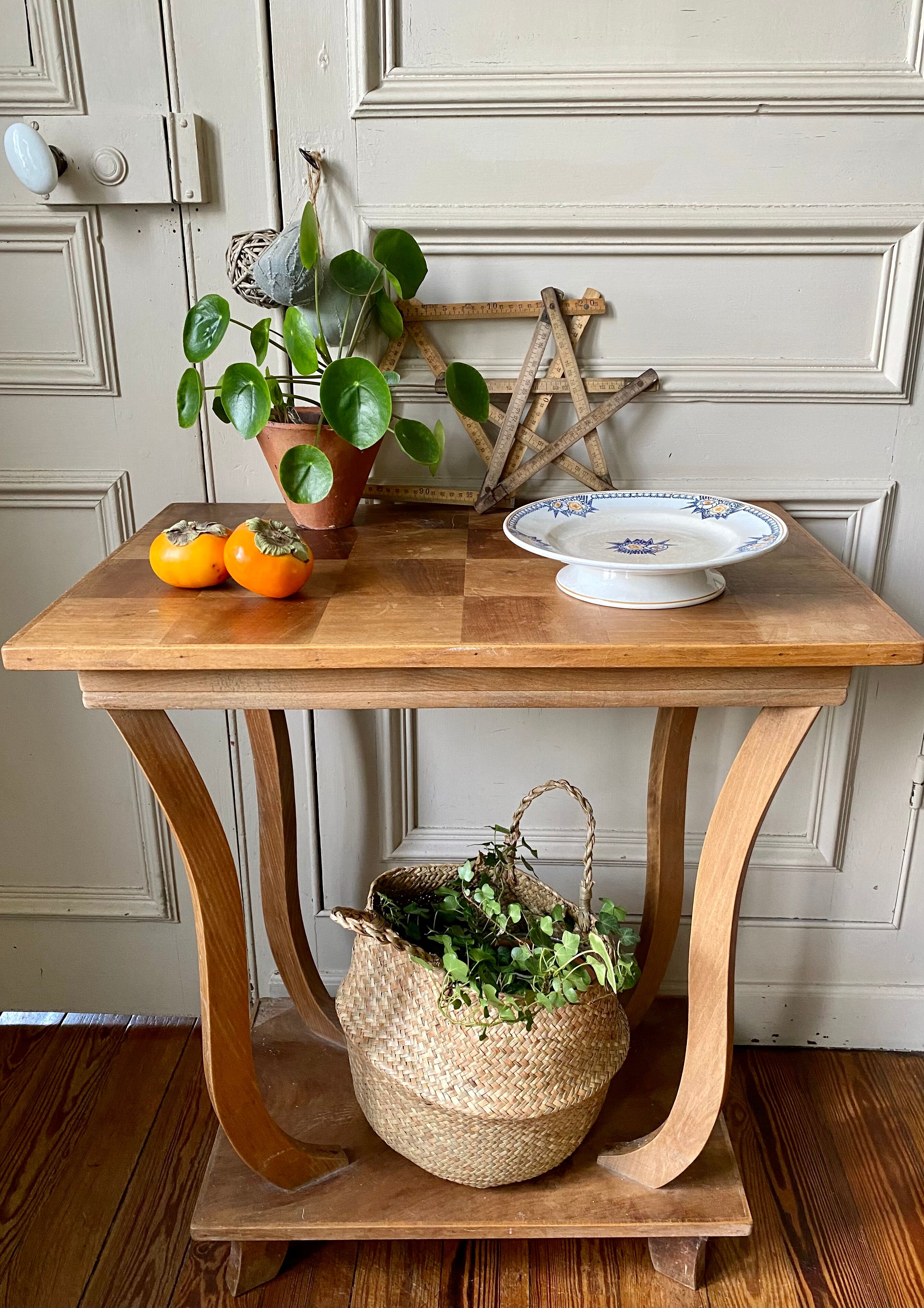 Ceramic standing dish from Saint Amand