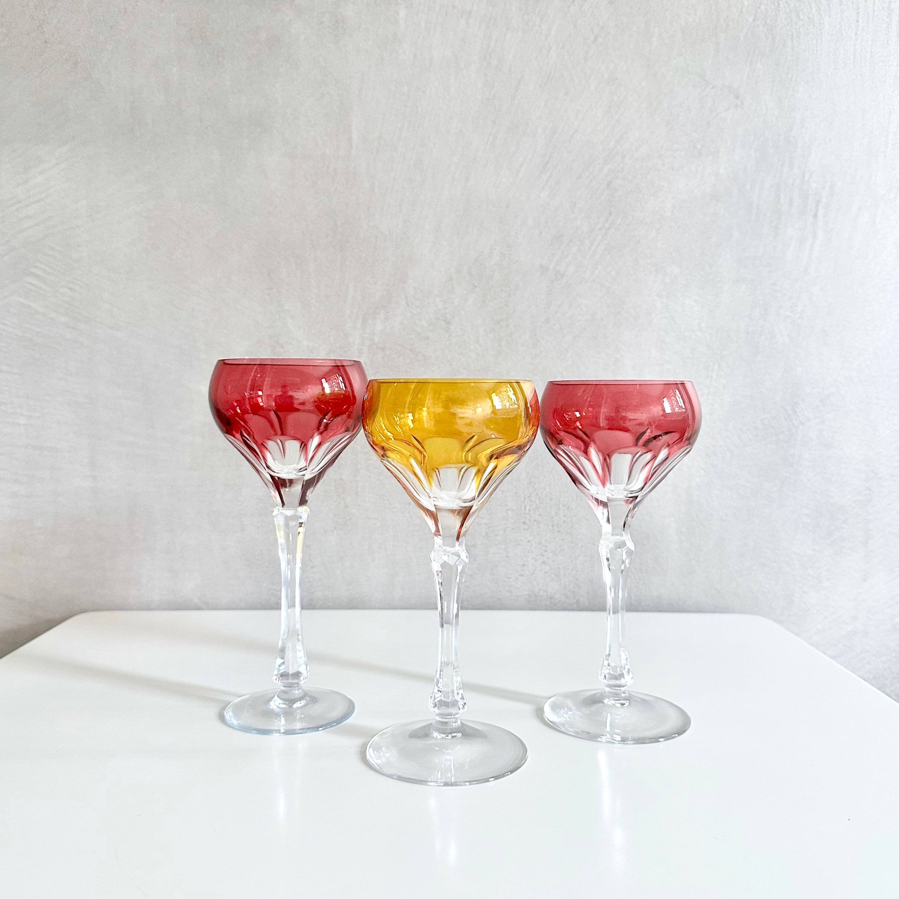 Coloured crystal glasses, wine glasses, set of 3, mid century bar