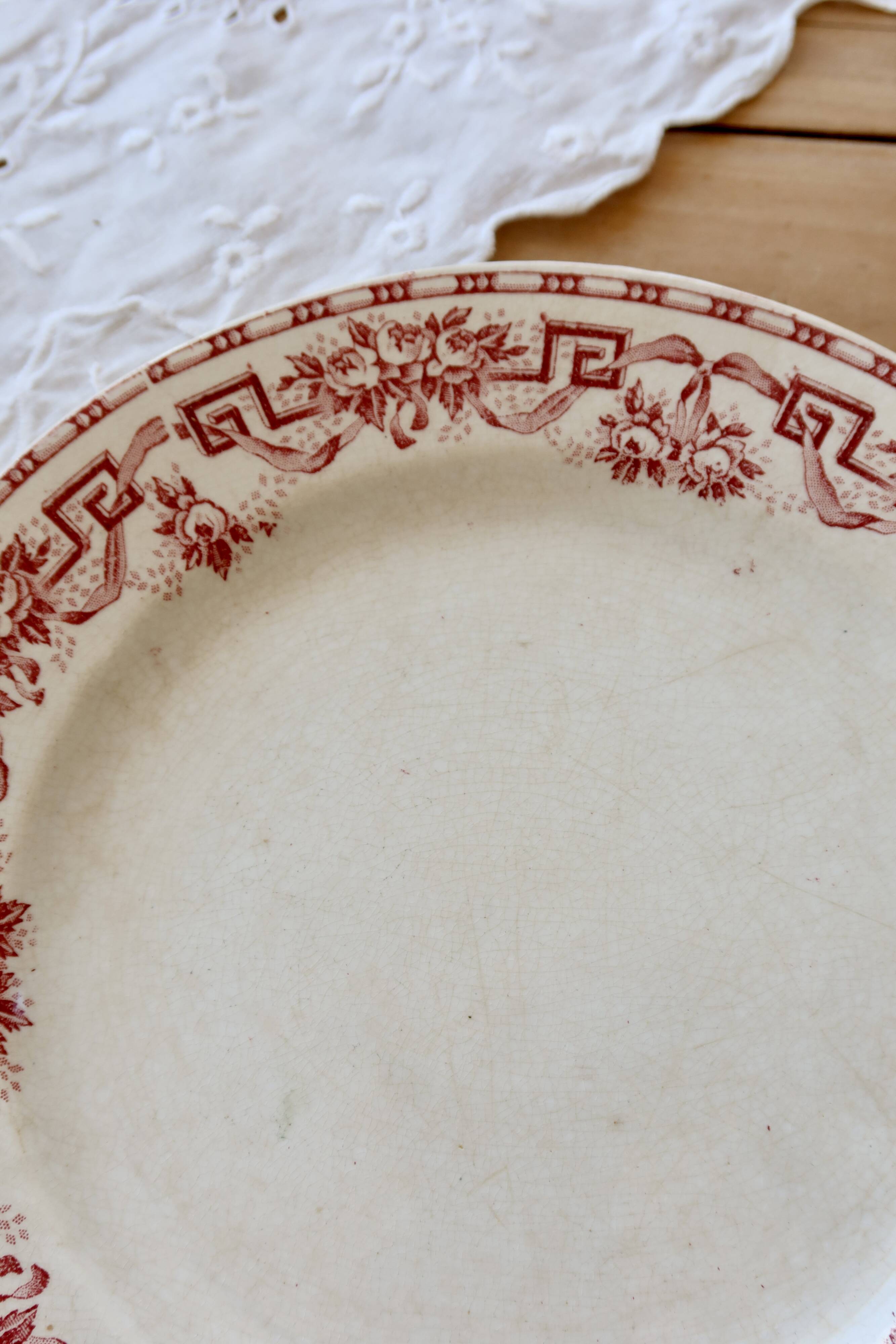 Red iron earth plate Moulin des Loups - Athens model