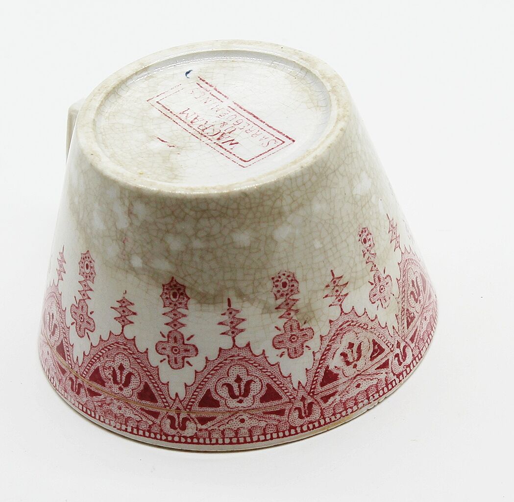 Cup with under Ancient digoin Sarreguemines