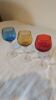 Lot de 3 verres à pied en cristal coloré