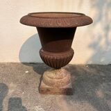 Médicis vase in cast iron