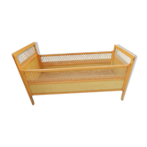Lit enfant rotin vintage