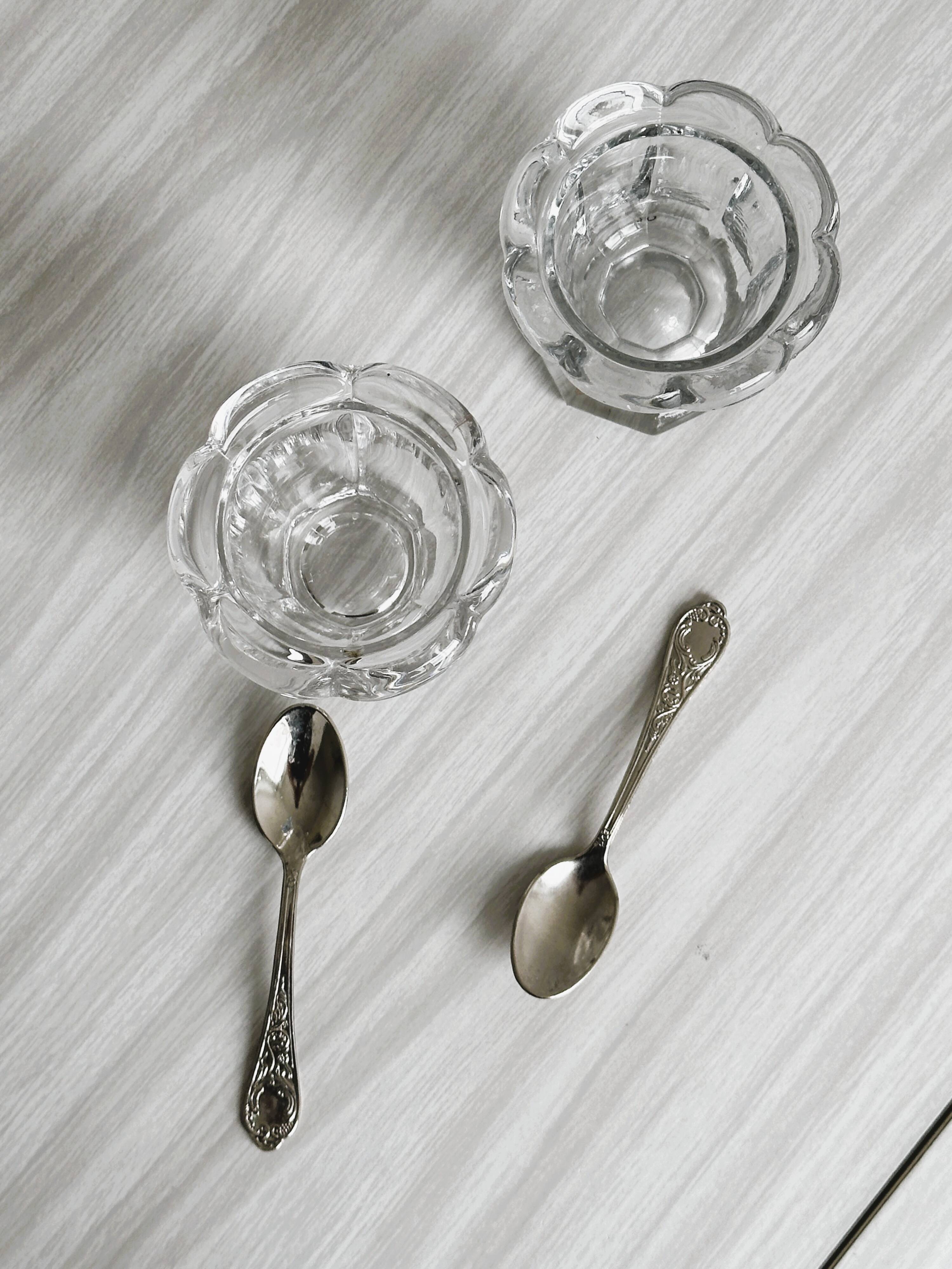 Duo de petits pots en verre épais