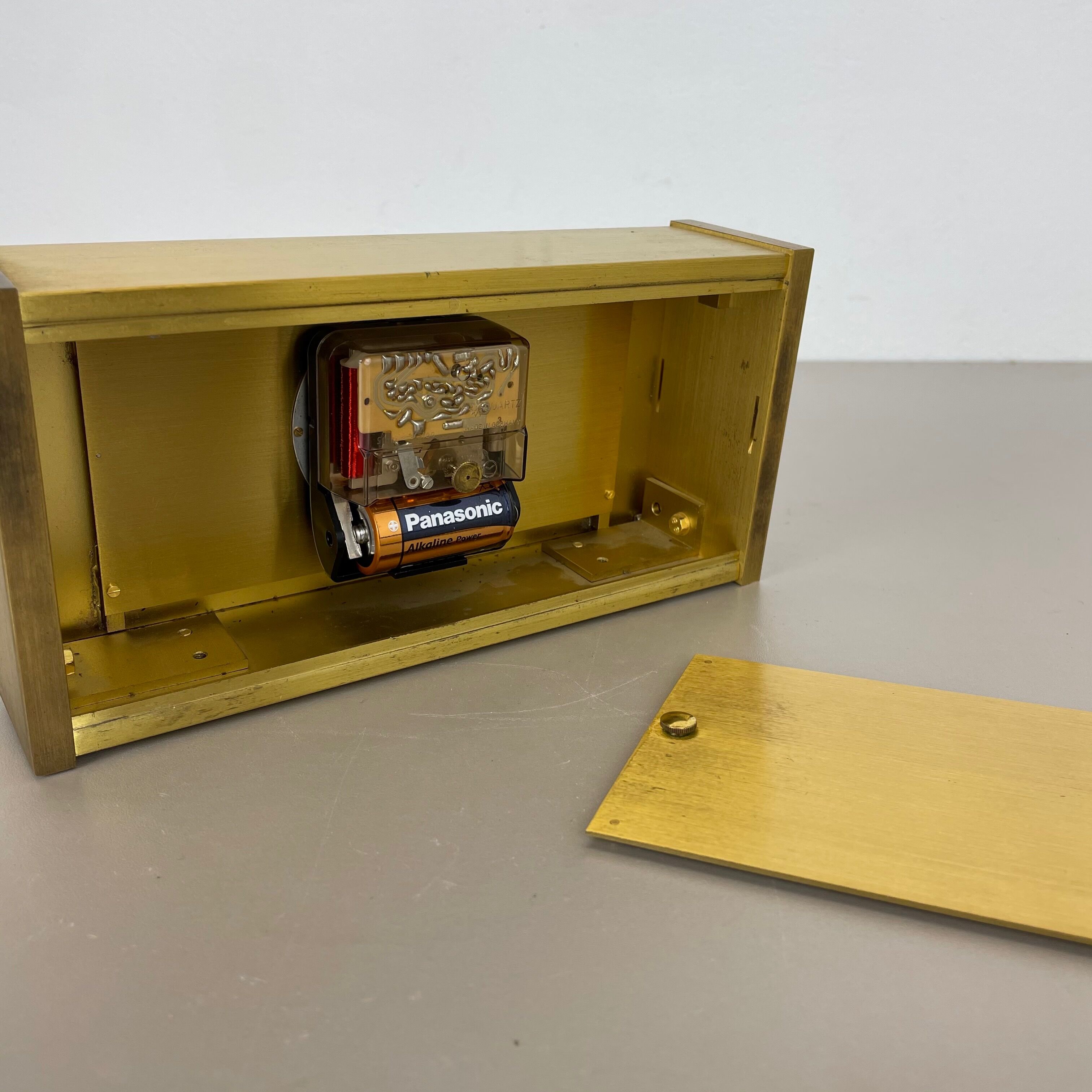 Vintage 1960s solid brass table clock Hollywood Regency Dugena, Switzerland