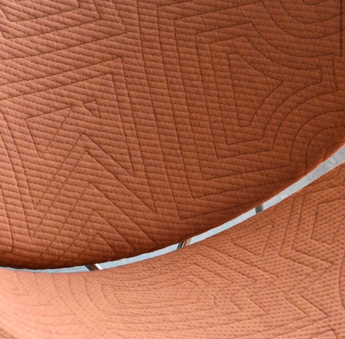 Artifort Orange slice chair