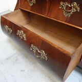 Cabinet en porcelaine d’acajou antique