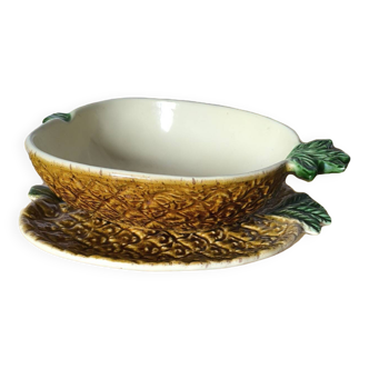Fruit bowl and its pineapple saucer circa 1960
