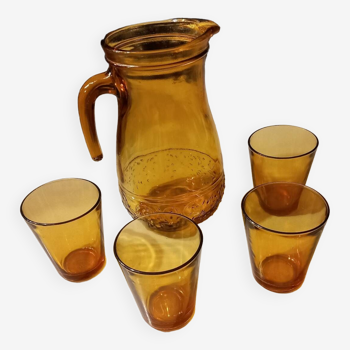 Italian pitcher service and 6 amber glasses